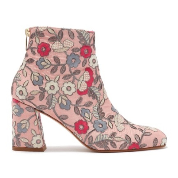 Stuart Weitzman Shoes - Stuart Weitzman – Bacari Bootie ROSBLO / 7.5M